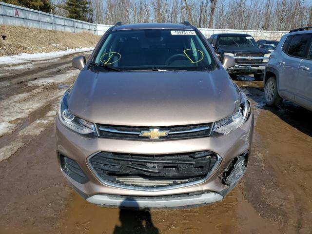 3GNCJLSB5JL401789 - 2018 CHEVROLET TRAX 1LT TAN photo 5