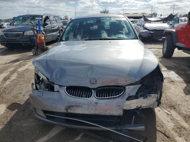 WBANV13598CZ53723 - 2008 BMW 528 XI GRAY photo 5