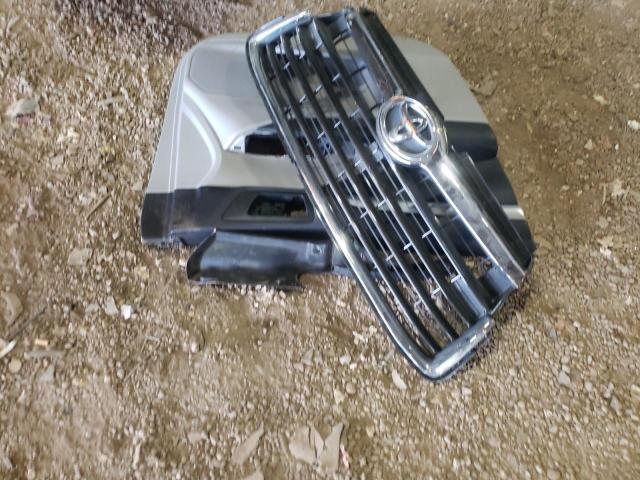 5TDKKRFHXES034939 - 2014 TOYOTA HIGHLANDER XLE 银色 照片 12