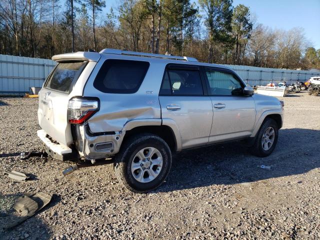 JTEBU5JR2G5317925 - 2016 TOYOTA 4RUNNER SR5/SR5 PREMIUM SILVER photo 3