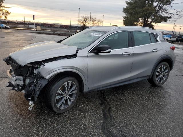 SJKCH5CR7HA019368 - 2017 INFINITI QX30 BASE SILVER photo 1