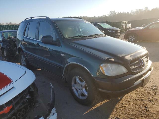 4JGAB54E3XA143140 - 1999 MERCEDES-BENZ ML 320 GREEN photo 4