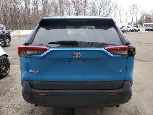 JTMH1RFV7KJ010609 - 2019 TOYOTA RAV4 LE BLUE photo 6