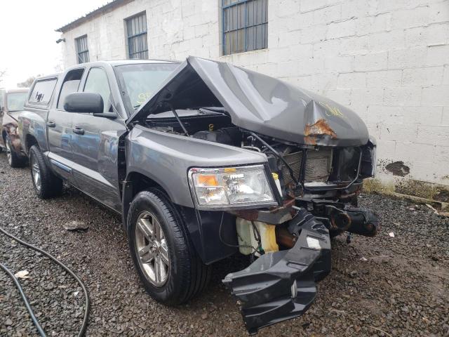 1D7HW58NX8S602425 - 2008 DODGE DAKOTA QUAD LARAMIE GRAY photo 1