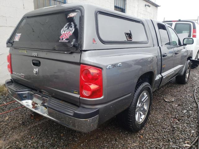 1D7HW58NX8S602425 - 2008 DODGE DAKOTA QUAD LARAMIE GRAY photo 4