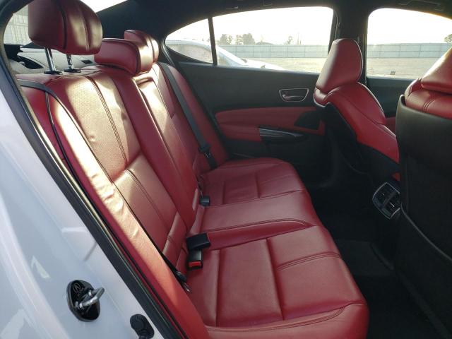 19UUB2F60JA011998 - 2018 ACURA TLX TECH+A WHITE photo 10