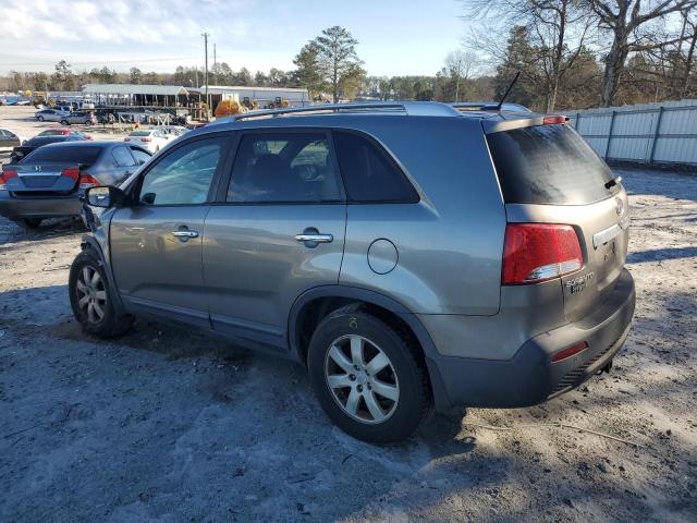 5XYKTCA14BG045710 - 2011 KIA SORENTO BASE GRAY photo 2