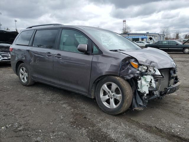 5TDKK3DC8FS611585 - 2015 TOYOTA SIENNA LE GRAY photo 4