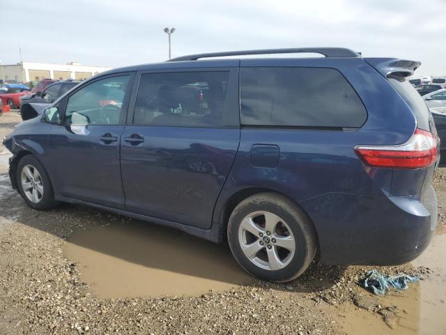 5TDKZ3DC8JS934572 - 2018 TOYOTA SIENNA LE BLUE photo 2