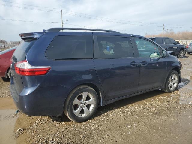 5TDKZ3DC8JS934572 - 2018 TOYOTA SIENNA LE BLUE photo 3