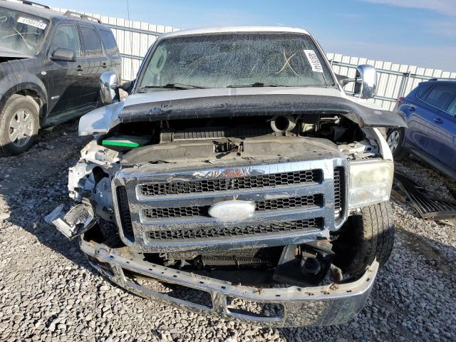 1FTNX20556EA69786 - 2006 FORD F250 SUPER DUTY WHITE photo 5