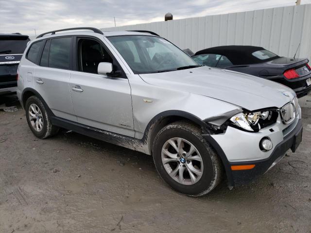 WBXPC93479WJ30556 - 2009 BMW X3 XDRIVE30I SILVER photo 4