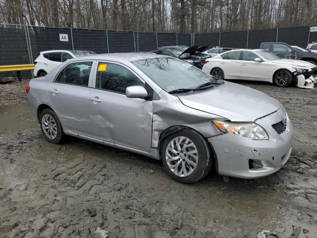 1NXBU4EEXAZ377028 - 2010 TOYOTA COROLLA BASE SILVER photo 4