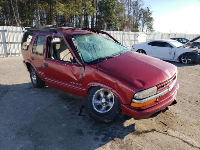 1GNCS13W22K134116 - 2002 CHEVROLET BLAZER BURGUNDY photo 4