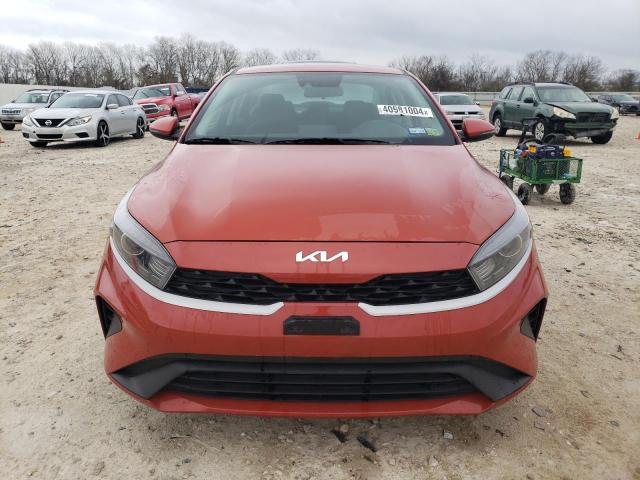 3KPF24AD0PE521184 - 2023 KIA FORTE LX ORANGE photo 5