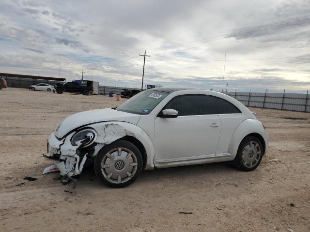 3VWJD7AT5KM710180 - 2019 VOLKSWAGEN BEETLE SE WHITE photo 1