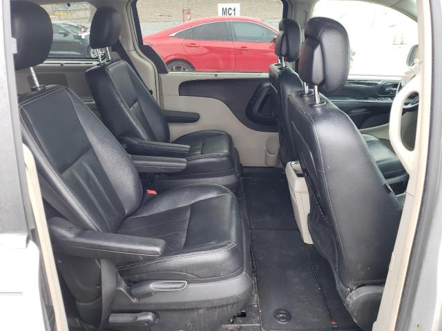 2C4RC1CG0CR338859 - 2012 CHRYSLER TOWN & COU TOURING L GRAY photo 11