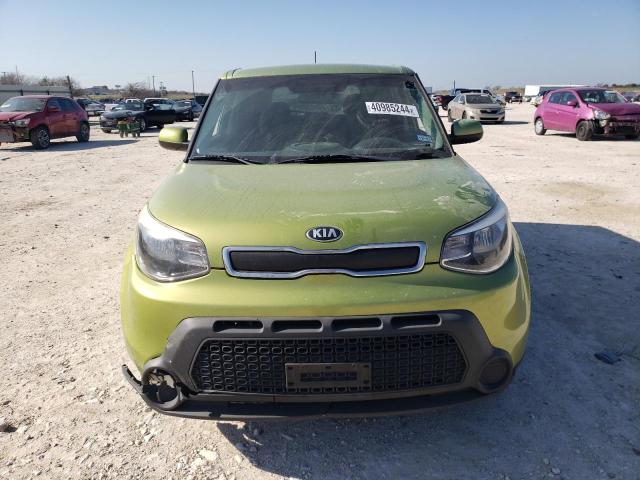 KNDJN2A20G7824731 - 2016 KIA SOUL GREEN photo 5