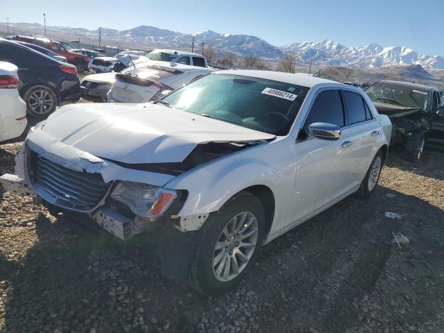 2C3CCAAG3DH627433 - 2013 CHRYSLER 300 WHITE photo 1