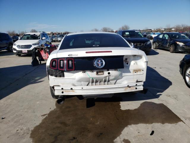 1ZVBP8AM1E5299333 - 2014 FORD MUSTANG WHITE photo 6