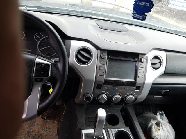 5TFUY5F10HX603301 - 2017 TOYOTA TUNDRA DOUBLE CAB SR/SR5 BLACK photo 8