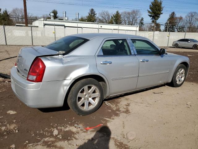 2C3LA43R77H852299 - 2007 CHRYSLER 300 SILVER photo 3