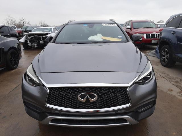 SJKCH5CR2JA004346 - 2018 INFINITI QX30 PURE GRAY photo 5