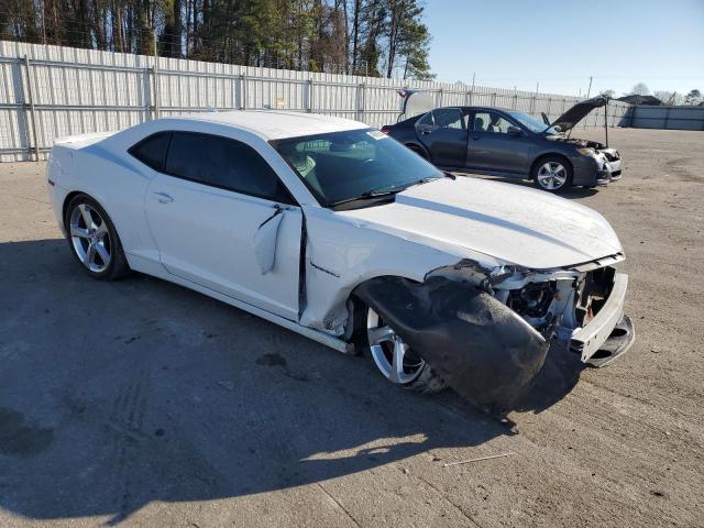 2G1FD1E37F9311259 - 2015 CHEVROLET CAMARO LT WHITE photo 4