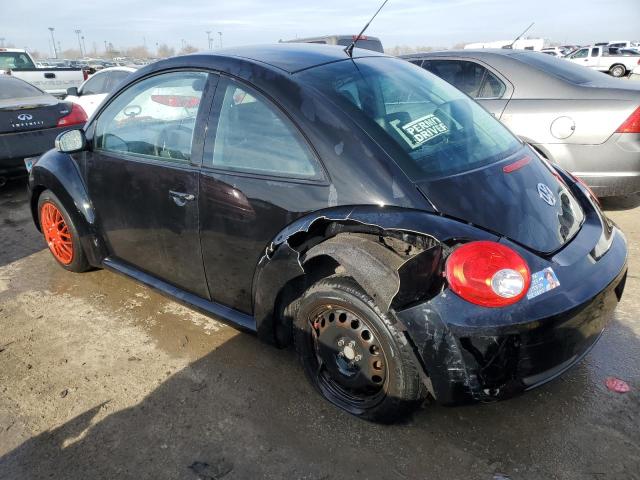3VWPW3AG4AM010259 - 2010 VOLKSWAGEN NEW BEETLE BLACK photo 2