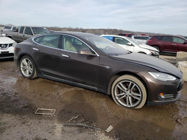 5YJSA1CN2DFP05988 - 2013 TESLA MODEL S შავი ფოტო 4