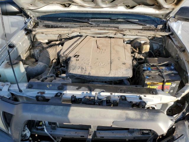 3TMJU4GN4AM101557 - 2010 TOYOTA TACOMA DOUBLE CAB PRERUNNER SILVER photo 11