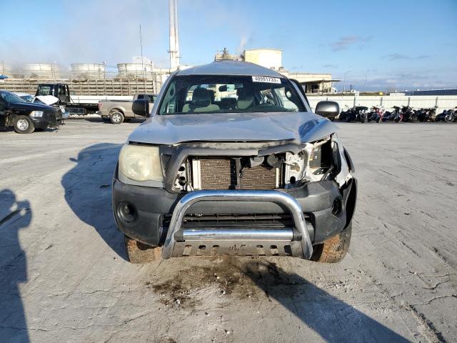 3TMJU4GN4AM101557 - 2010 TOYOTA TACOMA DOUBLE CAB PRERUNNER SILVER photo 5