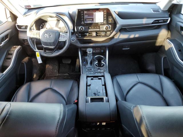 5TDHZRBH0MS122456 - 2021 TOYOTA HIGHLANDER XLE GRAY photo 8