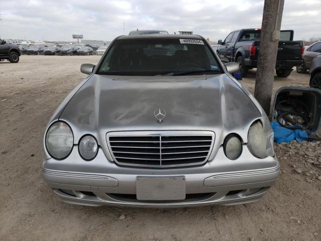 WDBJF65J4YB002047 - 2000 MERCEDES-BENZ E 320 SILVER photo 5