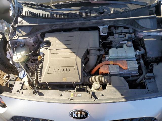 KNDCB3LC7L5381075 - 2020 KIA NIRO LX SILVER photo 11