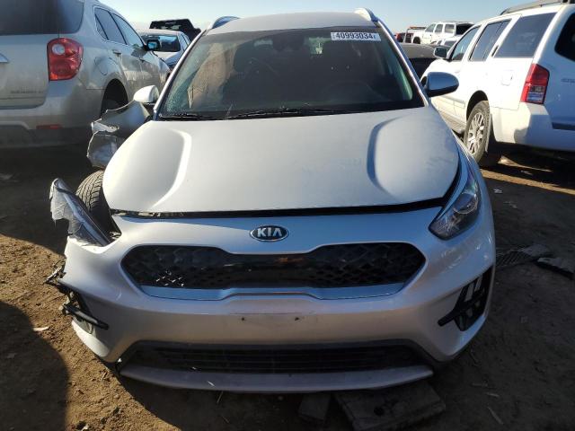 KNDCB3LC7L5381075 - 2020 KIA NIRO LX SILVER photo 5