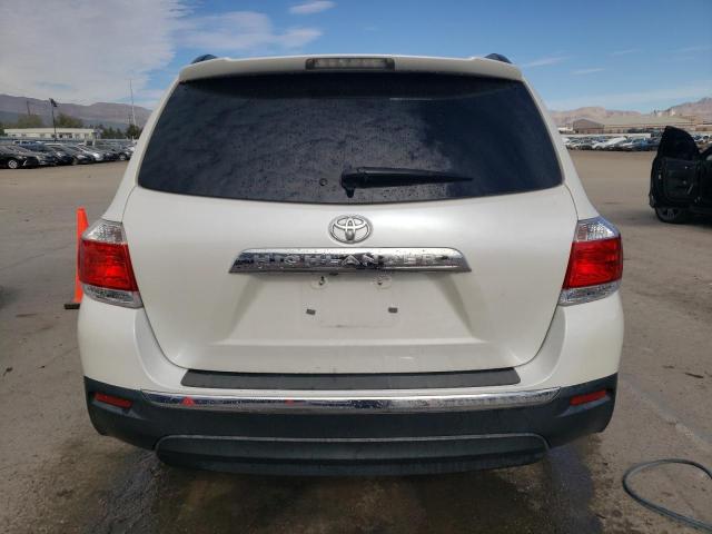 5TDZA3EH3DS032903 - 2013 TOYOTA HIGHLANDER BASE WHITE photo 6