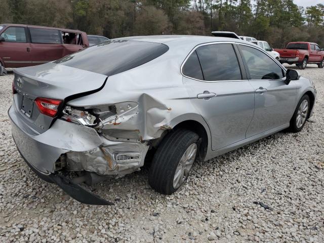 JTNB11HK5J3034741 - 2018 TOYOTA CAMRY L SILVER photo 3