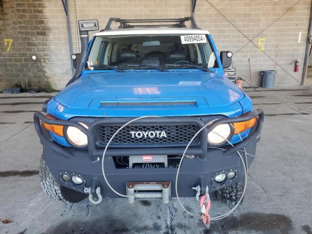 JTEZU11F570004748 - 2007 TOYOTA FJ CRUISER BLUE photo 5