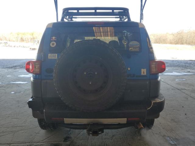 JTEZU11F570004748 - 2007 TOYOTA FJ CRUISER BLUE photo 6