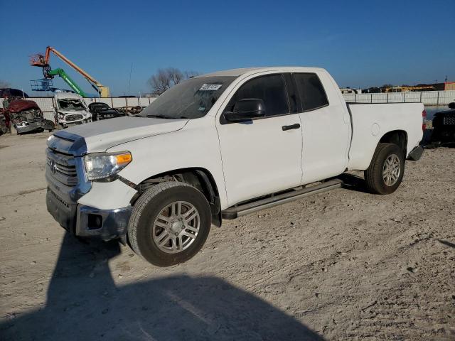 5TFUW5F18GX537780 - 2016 TOYOTA TUNDRA DOUBLE CAB SR/SR5 WHITE photo 1