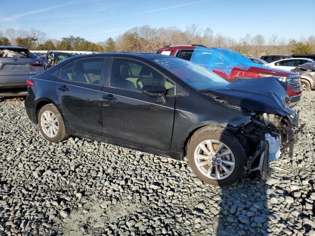 JTDBCMFE5P3001728 - 2023 TOYOTA COROLLA LE BLACK photo 4