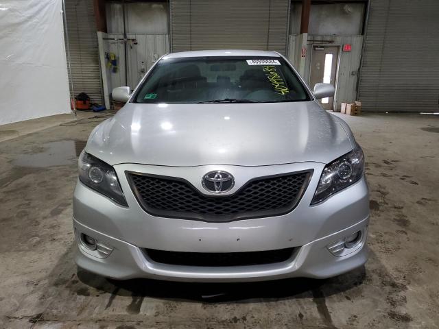 4T4BF3EK7BR126680 - 2011 TOYOTA CAMRY BASE SILVER photo 5