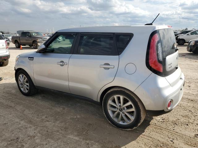 KNDJP3A56K7019139 - 2019 KIA SOUL + SILVER photo 2