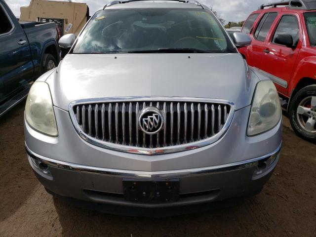 5GAKVAED8BJ332309 - 2011 BUICK ENCLAVE CX SILVER photo 5