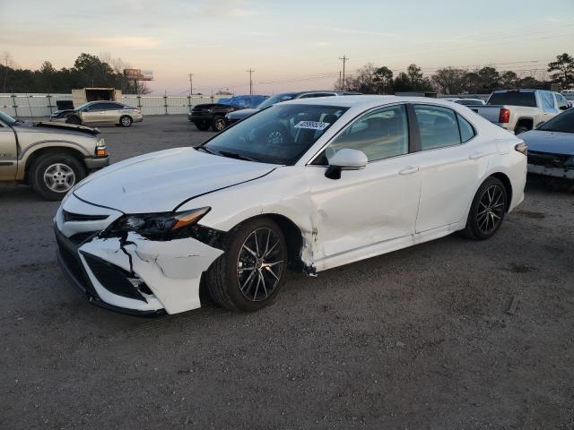 4T1T11AK6RU840799 - 2024 TOYOTA CAMRY SE NIGHT SHADE WHITE photo 1