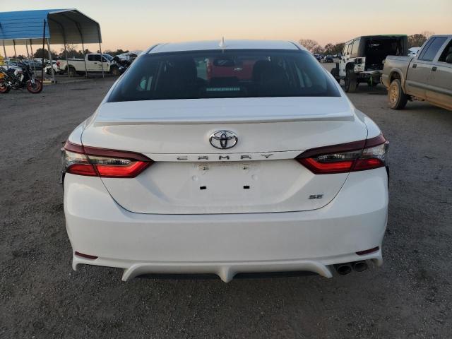4T1T11AK6RU840799 - 2024 TOYOTA CAMRY SE NIGHT SHADE WHITE photo 6