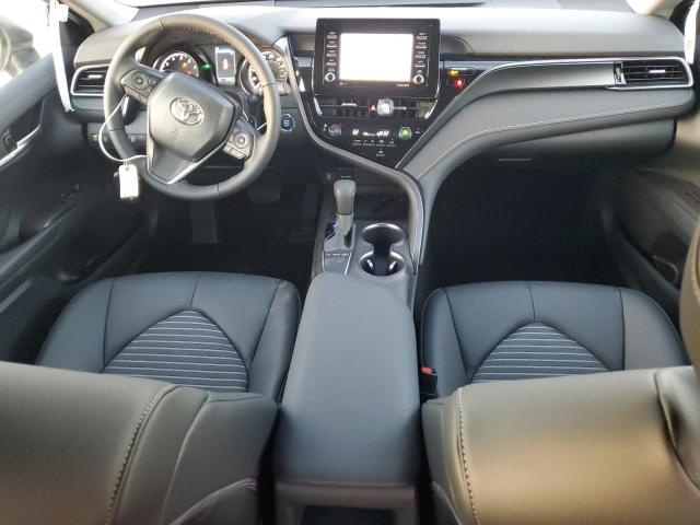 4T1T11AK6RU840799 - 2024 TOYOTA CAMRY SE NIGHT SHADE WHITE photo 8