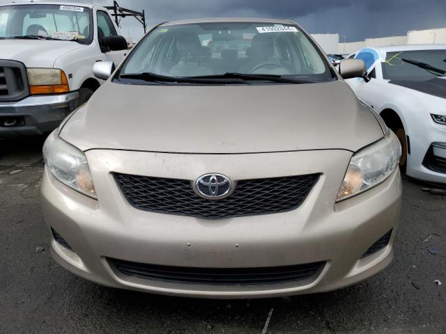 1NXBU4EE7AZ215664 - 2010 TOYOTA COROLLA BASE GOLD photo 5