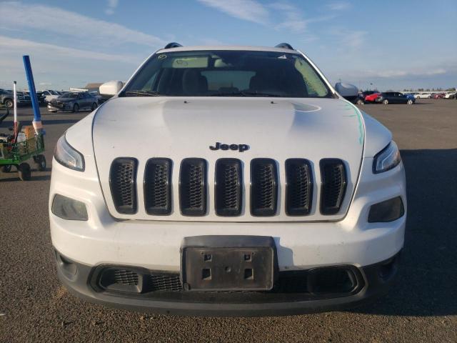 1C4PJMCBXJD578262 - 2018 JEEP CHEROKEE LATITUDE WHITE photo 5